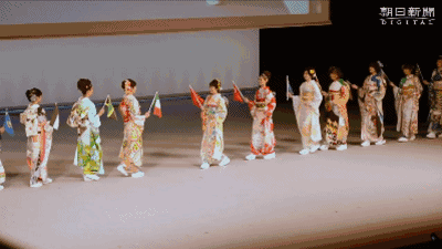 日本定制196套各国特色和服 你最喜欢哪一款?